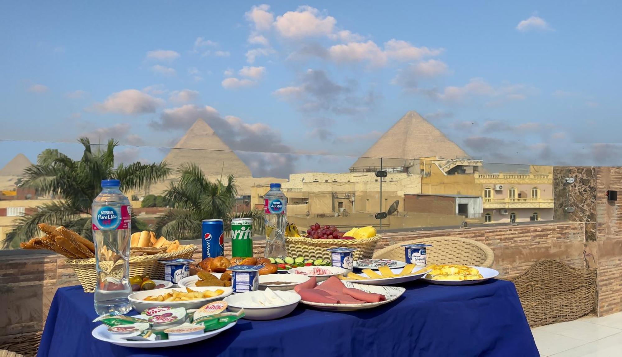 Pyramids Express View Hotel Kafret el-Gabal Eksteriør billede
